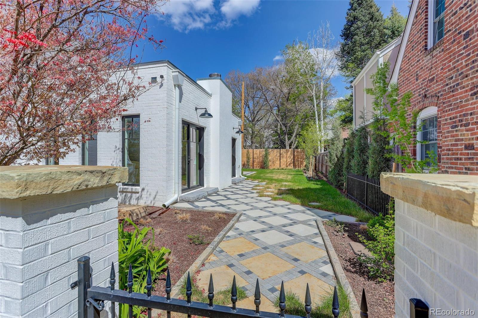 MLS Image #40 for 250  ash street,denver, Colorado
