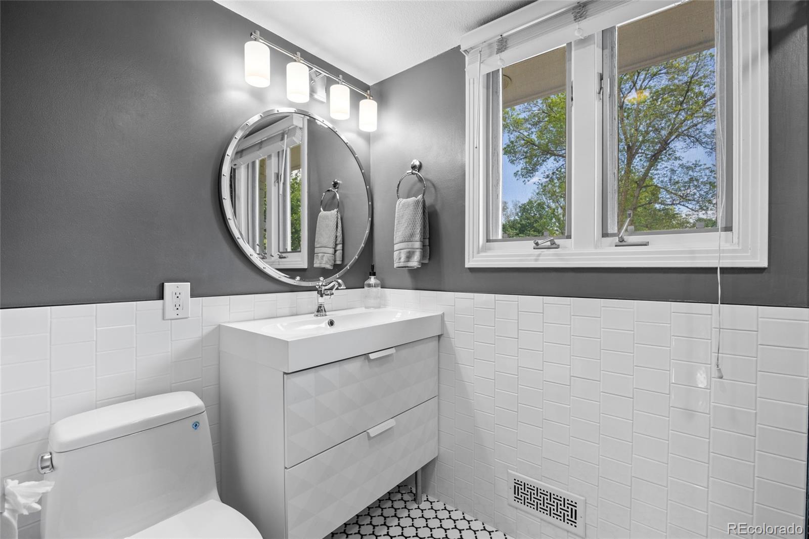 MLS Image #27 for 3051 s josephine street,denver, Colorado