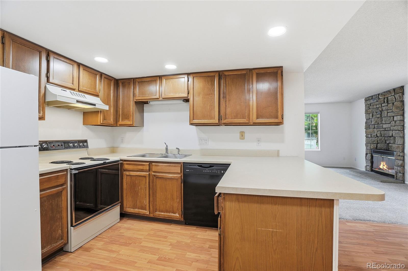 MLS Image #15 for 8425  everett way,arvada, Colorado