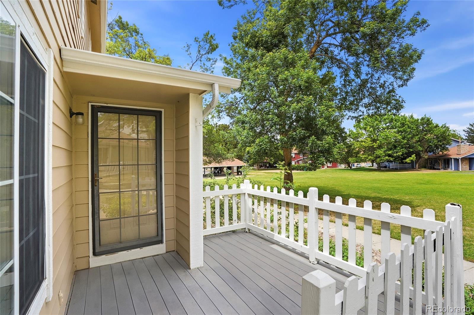 MLS Image #3 for 8425  everett way,arvada, Colorado