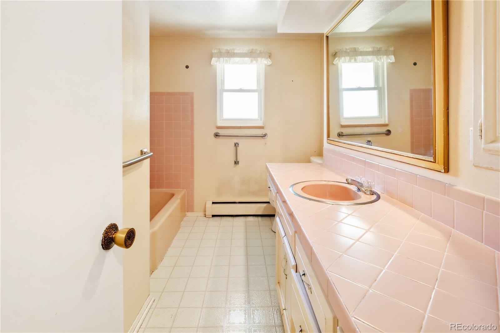 MLS Image #15 for 6754 s detroit circle,centennial, Colorado