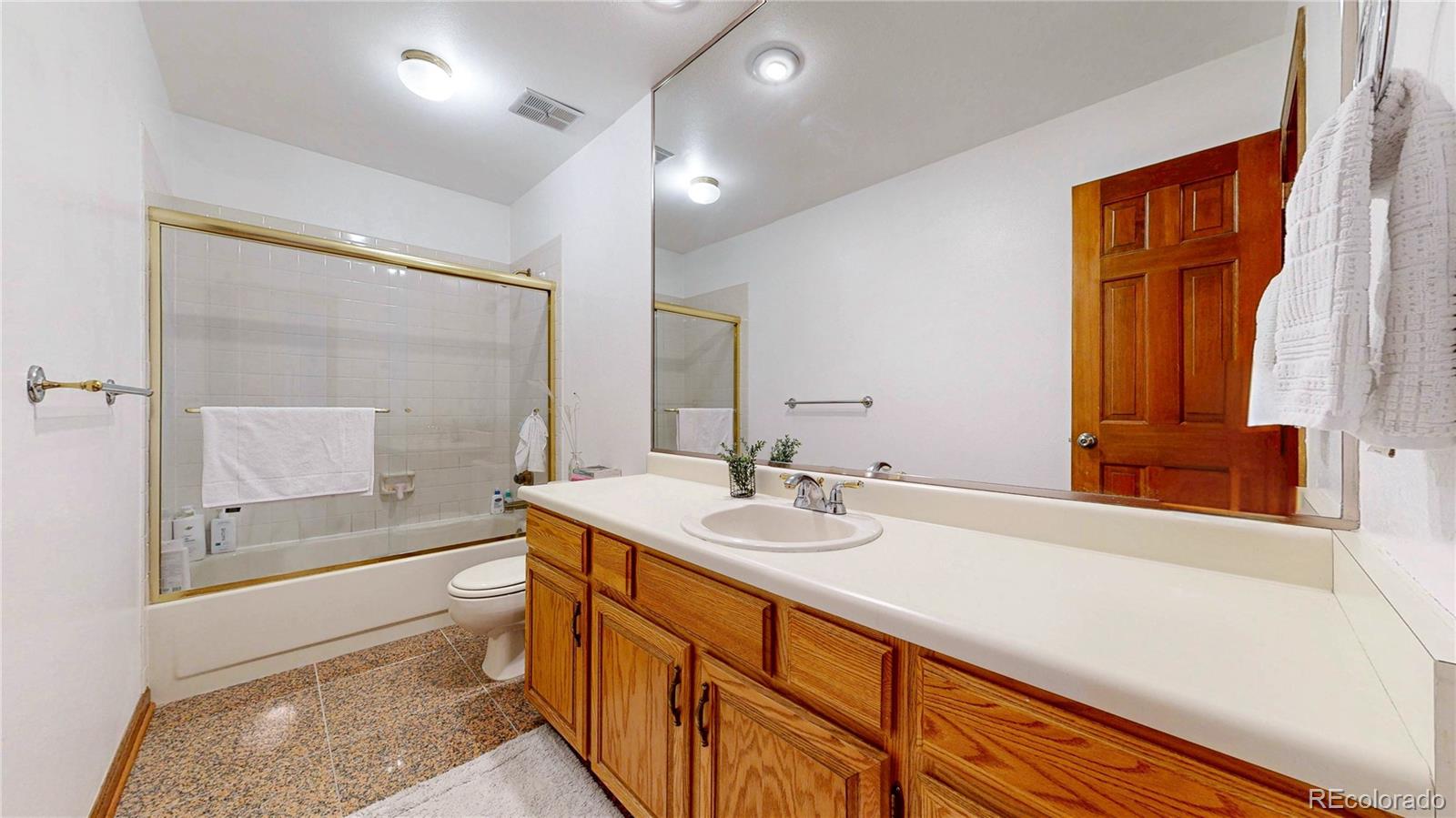 MLS Image #25 for 2462  country club loop,denver, Colorado