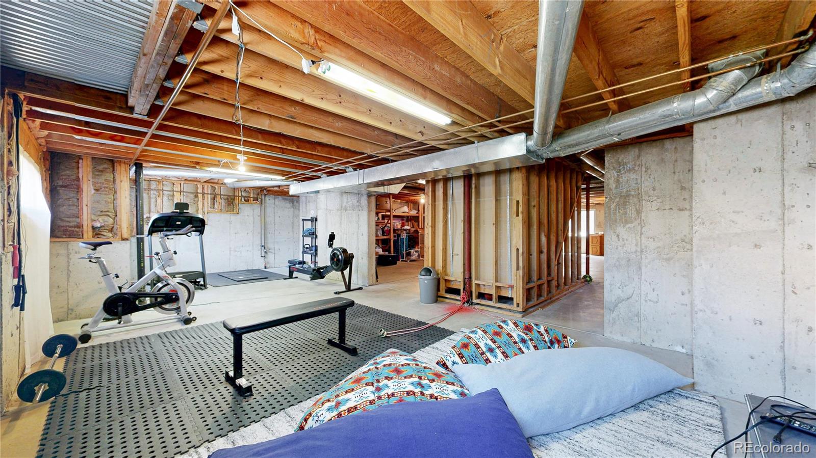 MLS Image #30 for 2462  country club loop,denver, Colorado