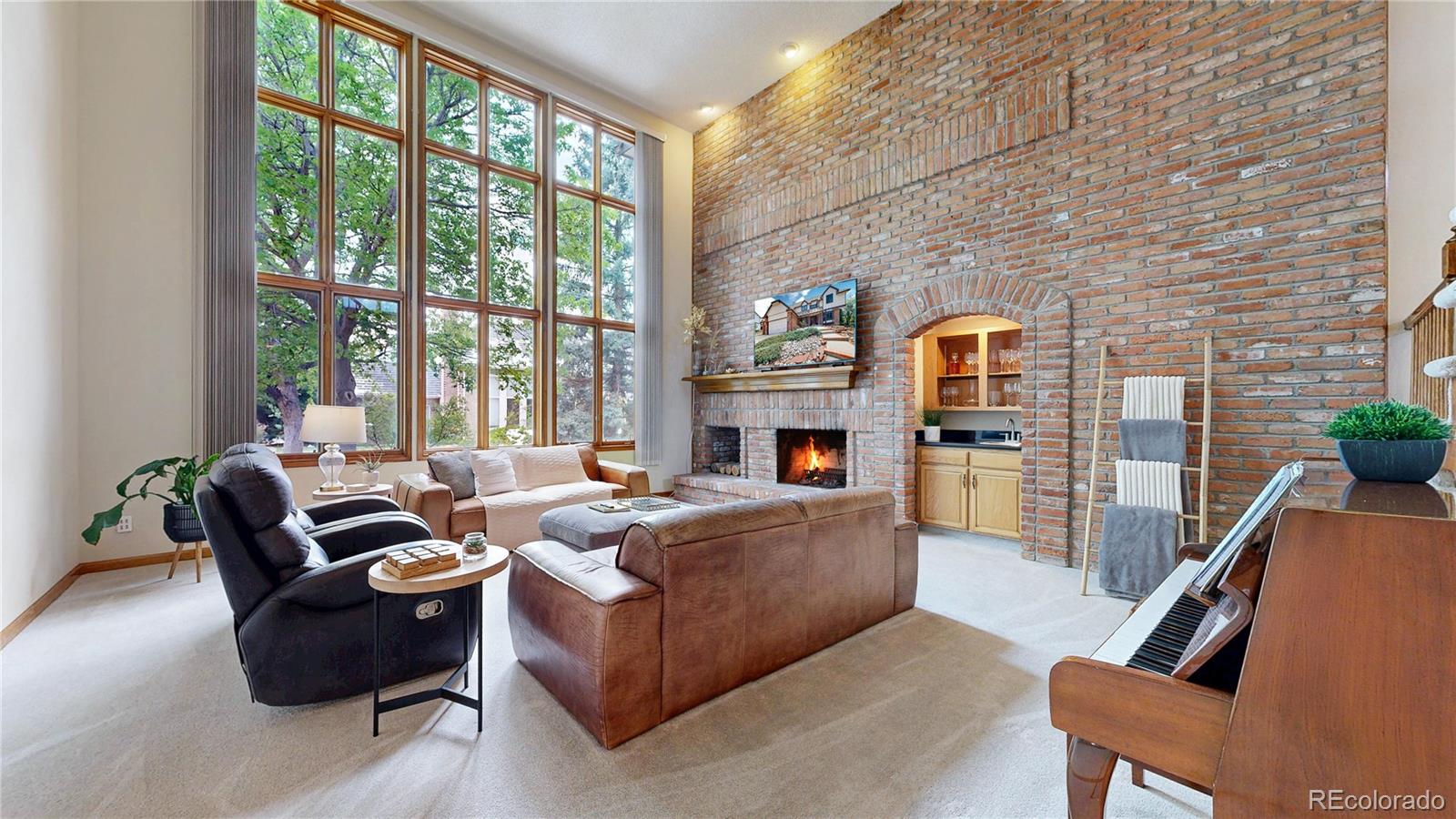 MLS Image #9 for 2462  country club loop,denver, Colorado