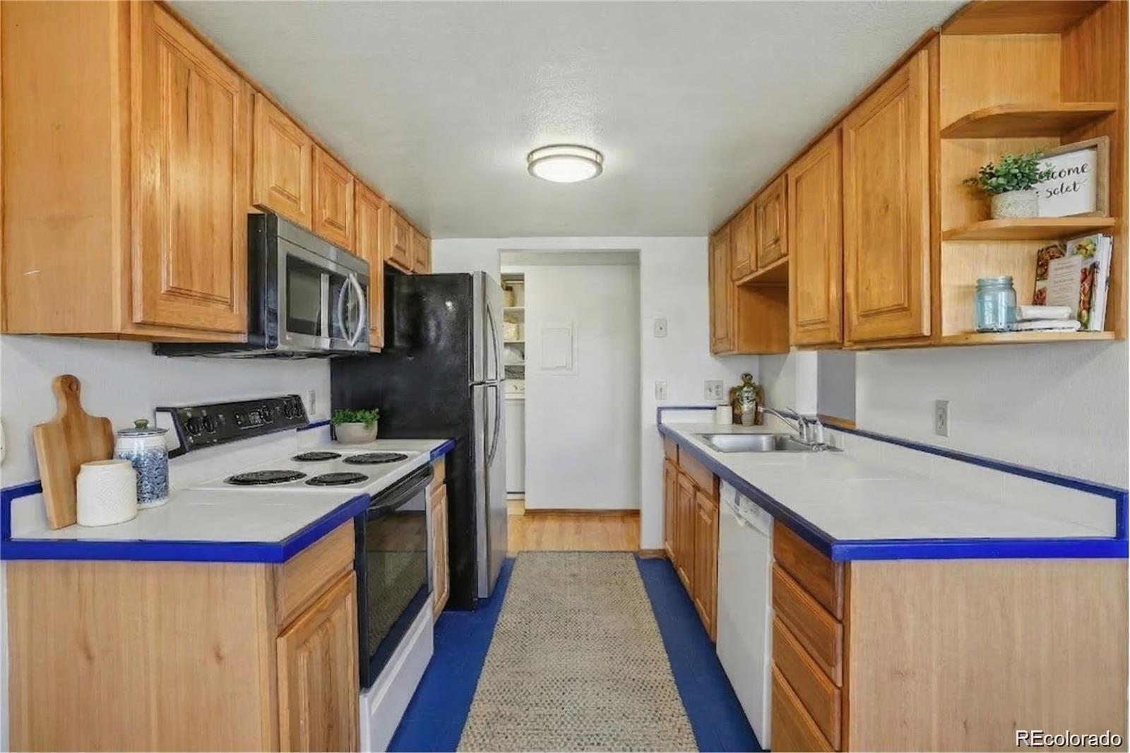MLS Image #5 for 8100 w quincy avenue n12,littleton, Colorado