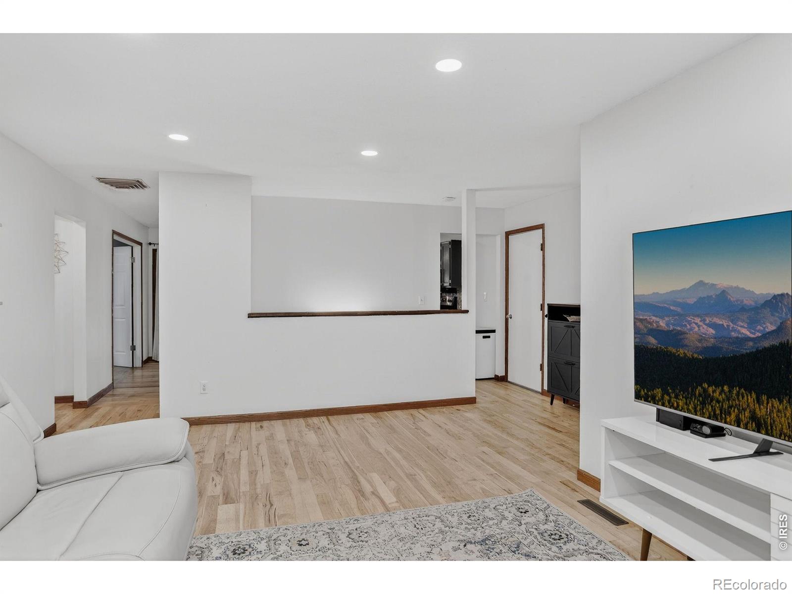 MLS Image #4 for 1027  cottonwood drive,windsor, Colorado