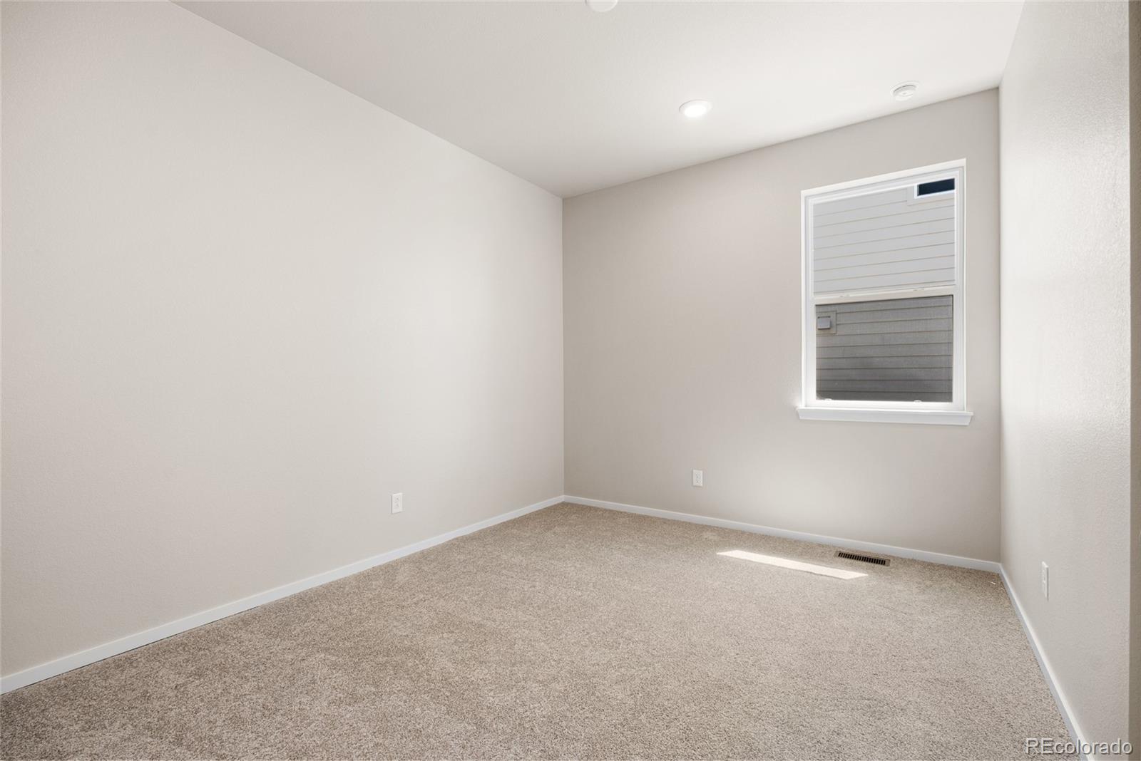 MLS Image #15 for 2722  mosker street,strasburg, Colorado