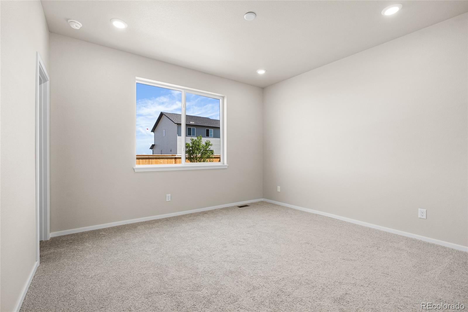 MLS Image #9 for 2722  mosker street,strasburg, Colorado