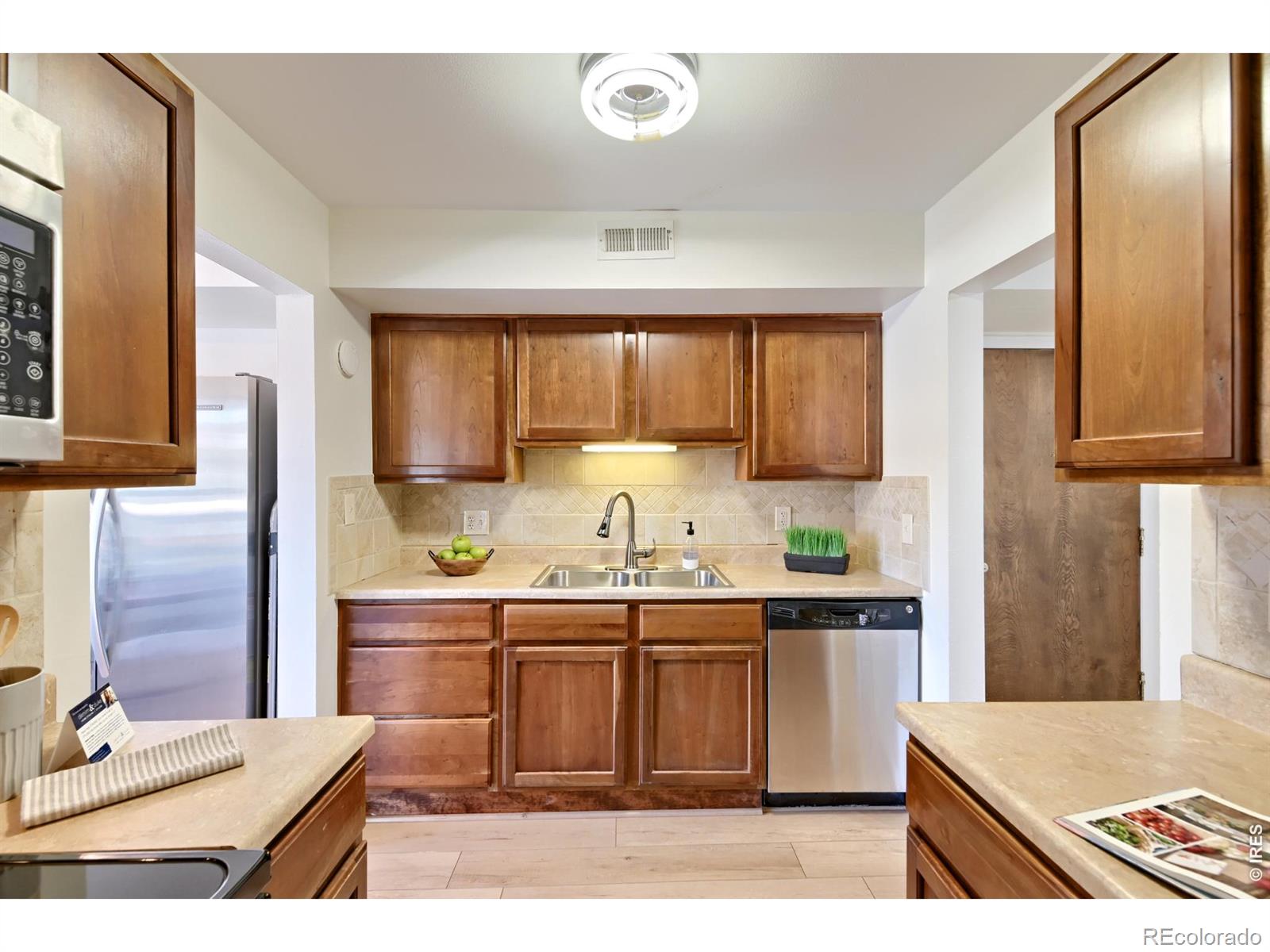 MLS Image #9 for 500  manhattan drive,boulder, Colorado