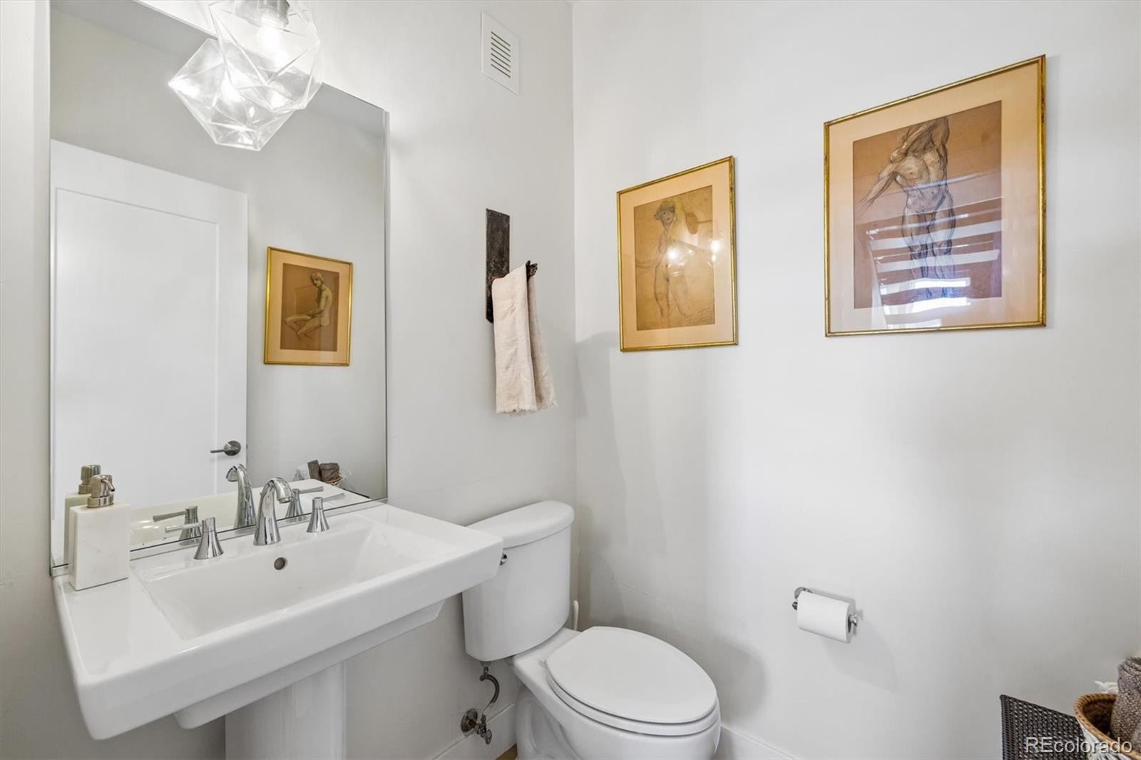 MLS Image #17 for 1949 w 34th avenue,denver, Colorado