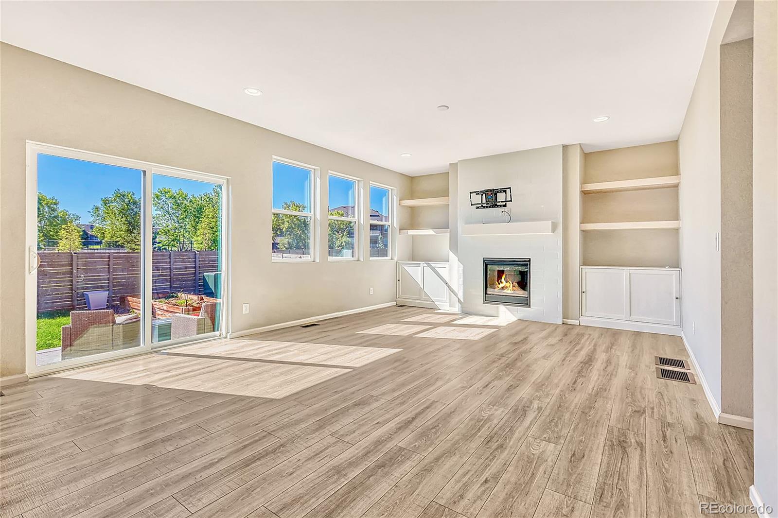 MLS Image #5 for 4716  jasper street,denver, Colorado