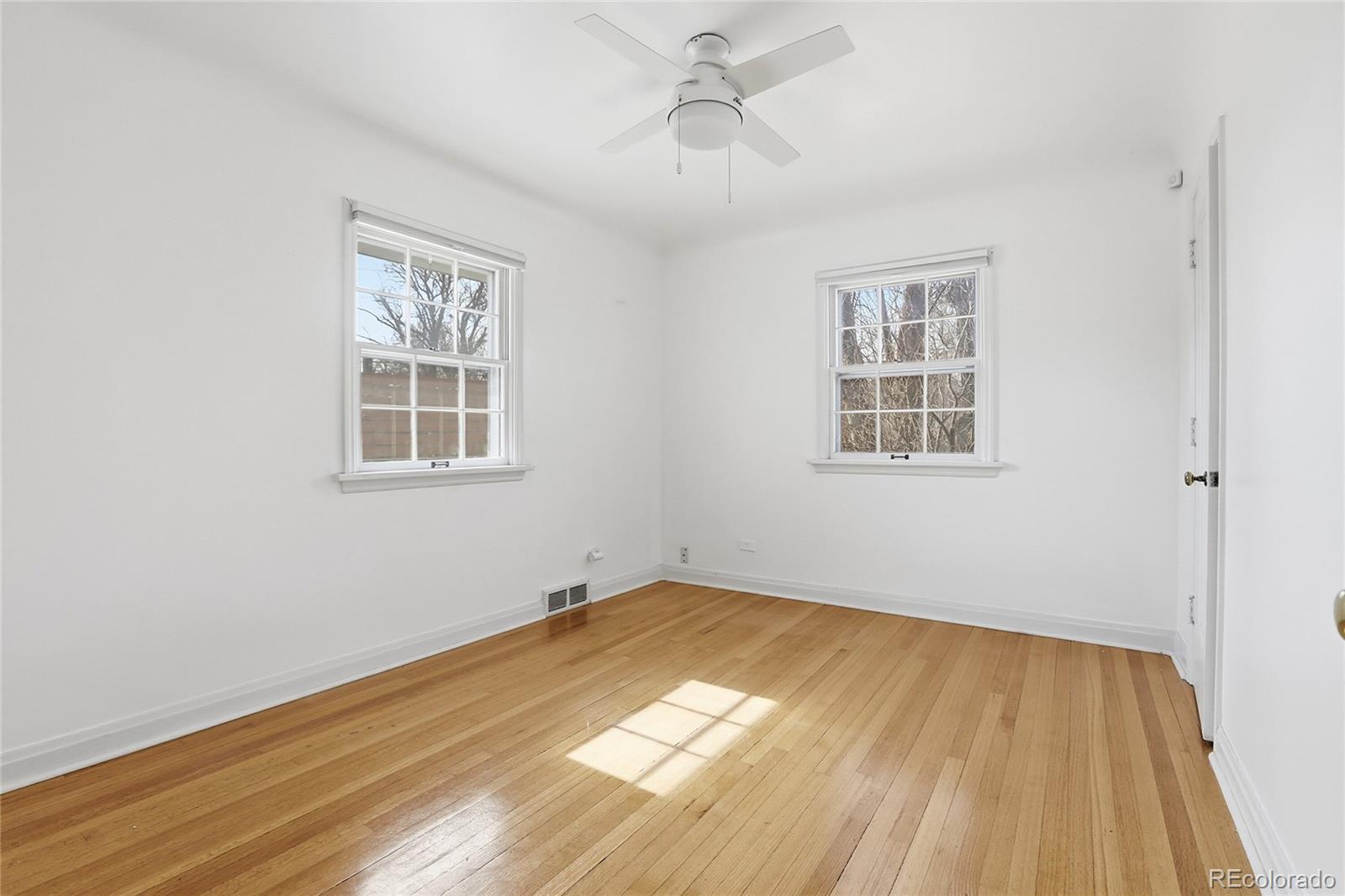MLS Image #17 for 6925 w 14th avenue,lakewood, Colorado