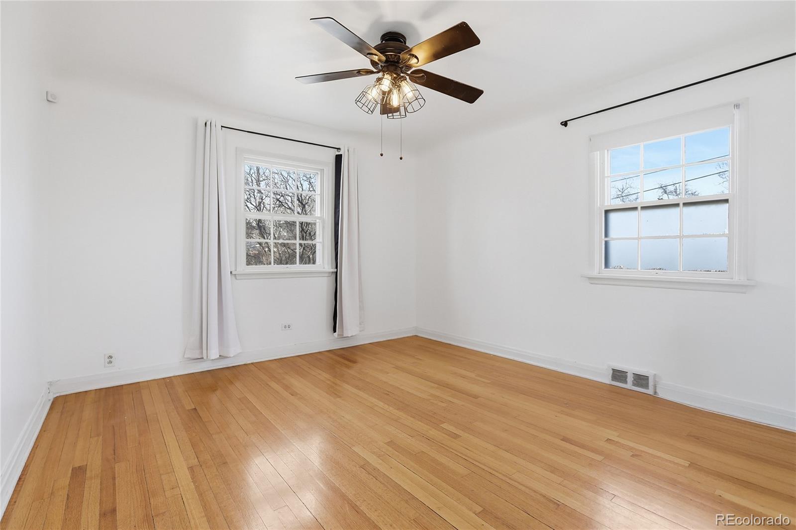 MLS Image #19 for 6925 w 14th avenue,lakewood, Colorado
