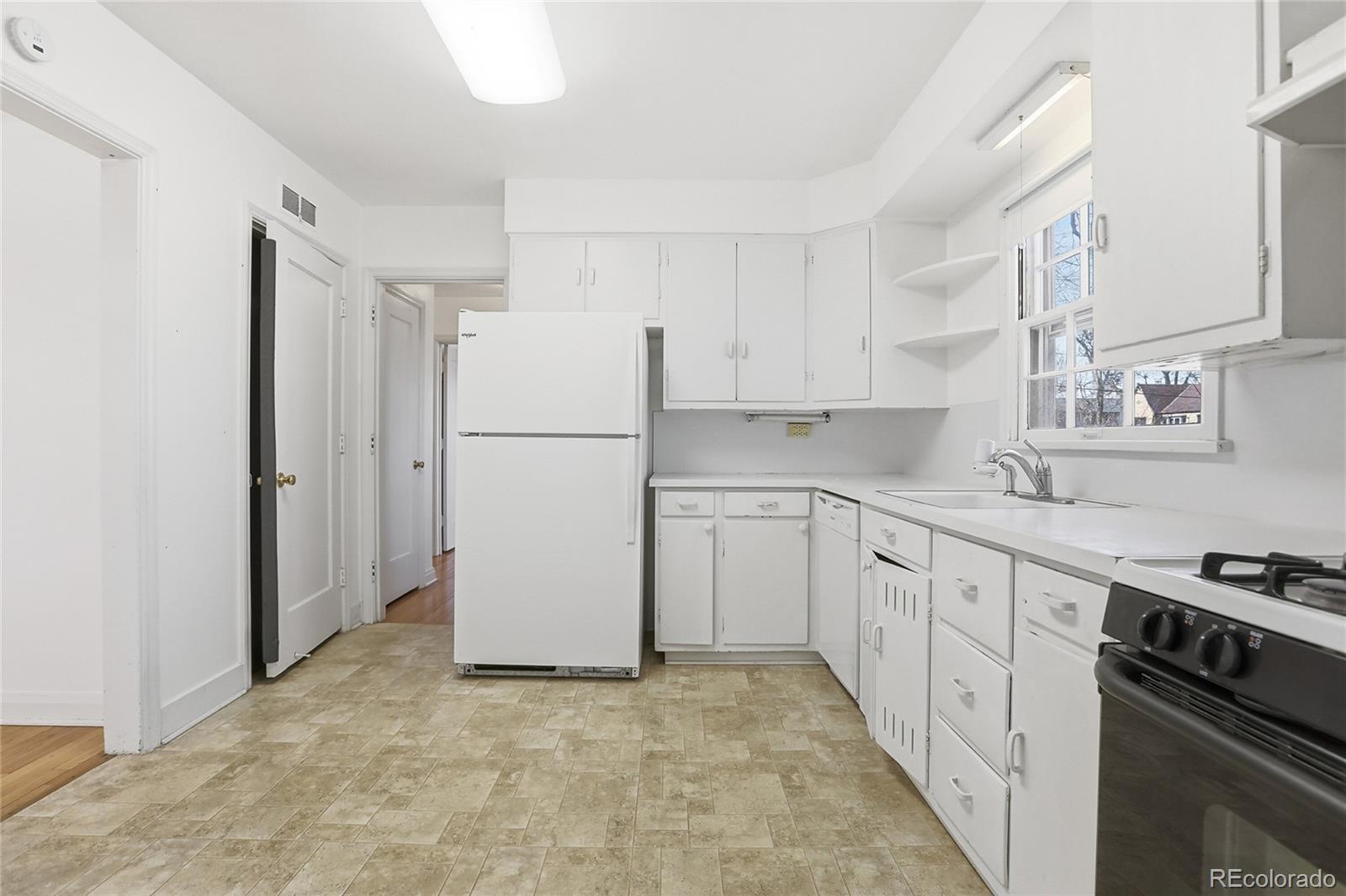 MLS Image #9 for 6925 w 14th avenue,lakewood, Colorado
