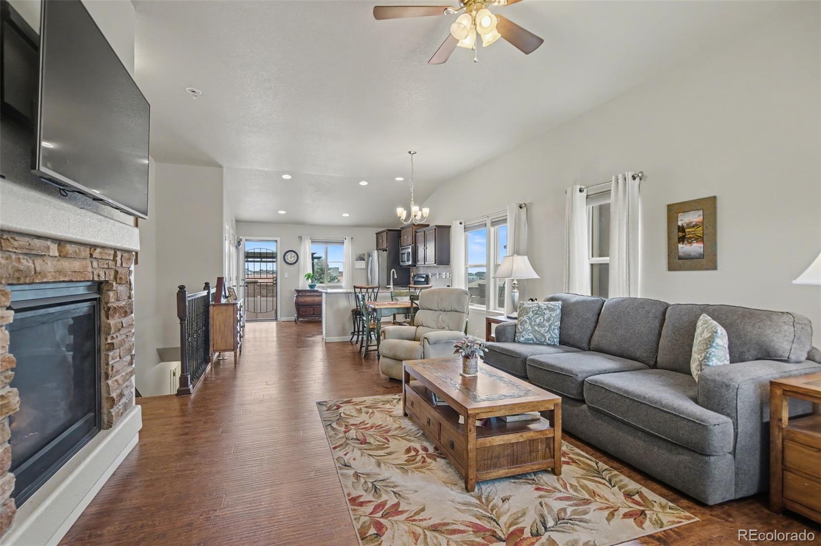 MLS Image #2 for 8167  mockorange heights,colorado springs, Colorado