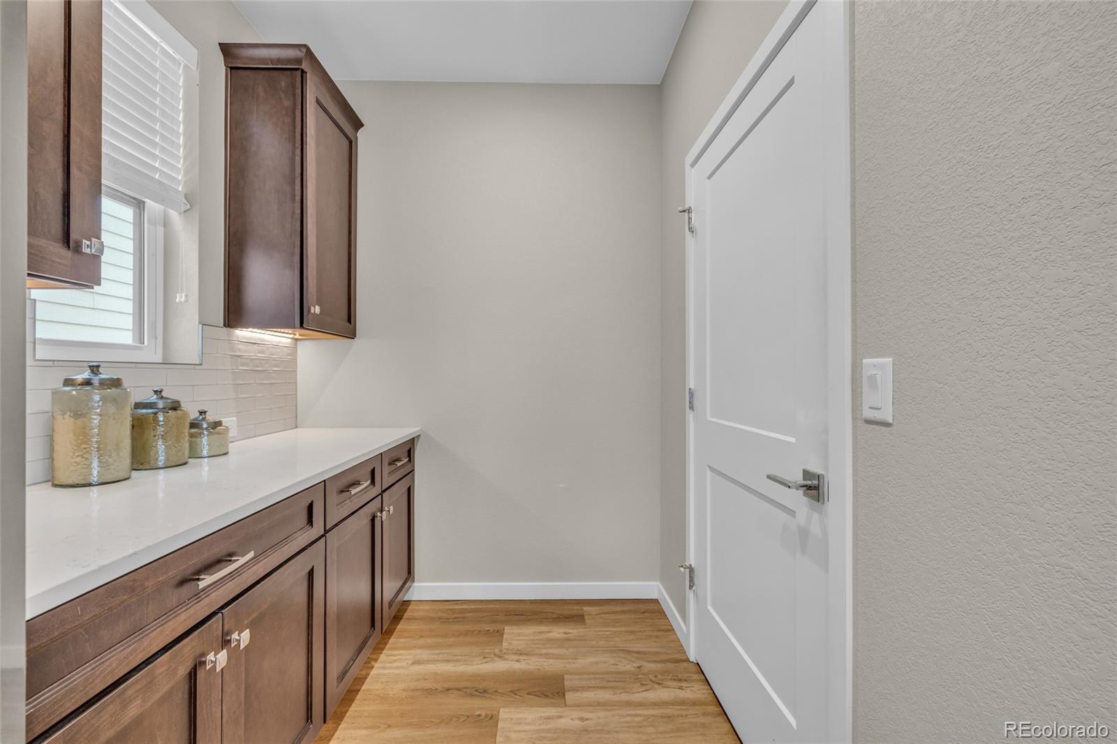 MLS Image #10 for 9074  moondance drive,littleton, Colorado