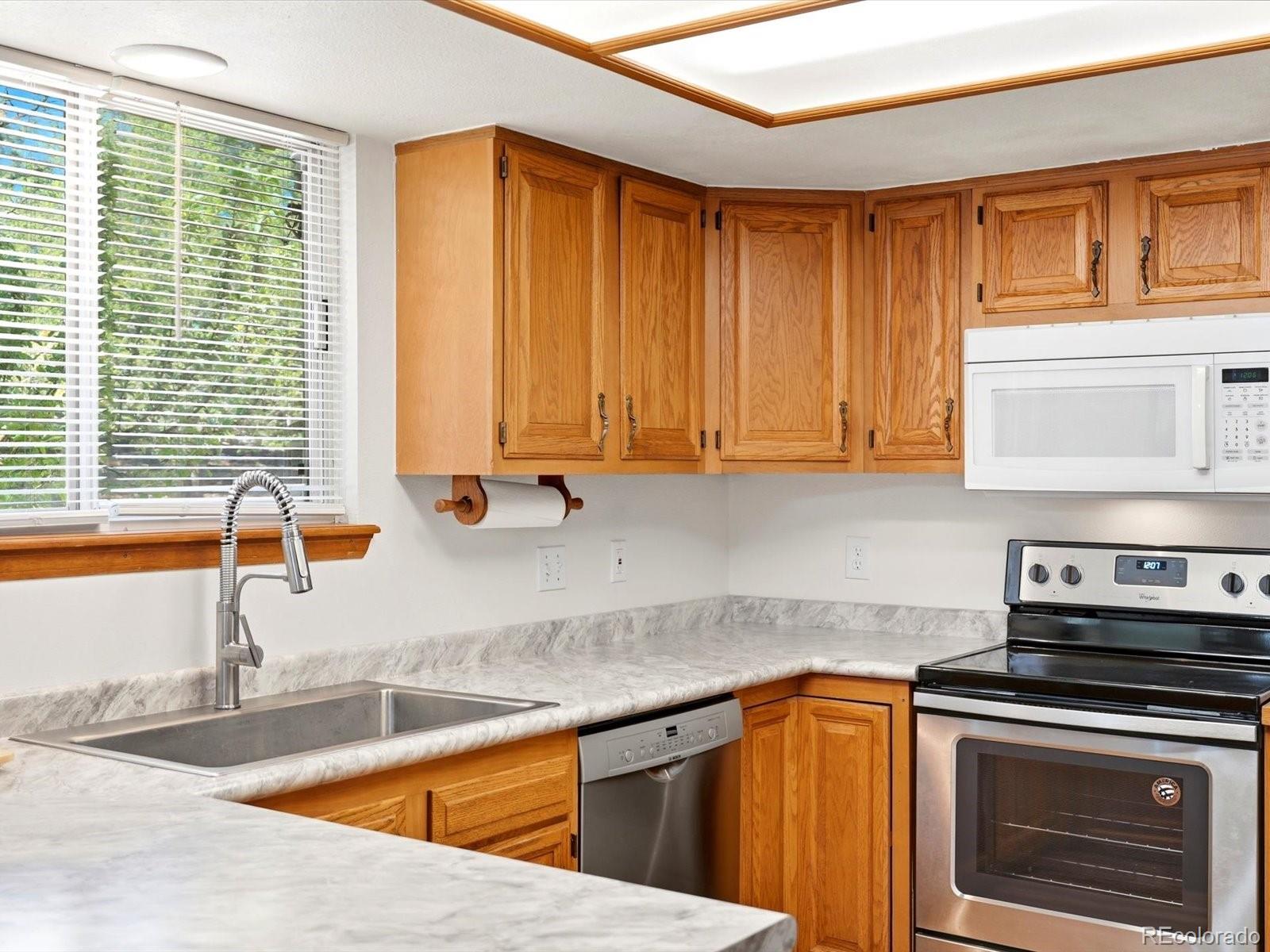 MLS Image #15 for 8158 w frost place,littleton, Colorado