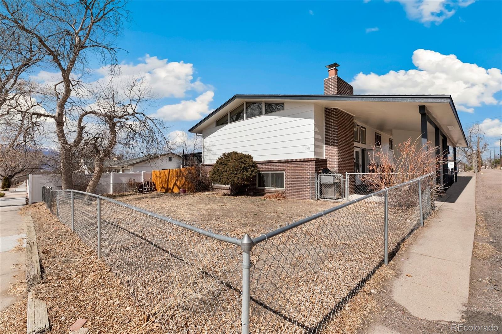 MLS Image #2 for 1512 e monument street,colorado springs, Colorado