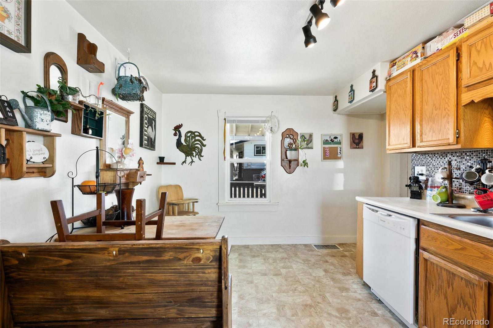 MLS Image #41 for 1512 e monument street,colorado springs, Colorado