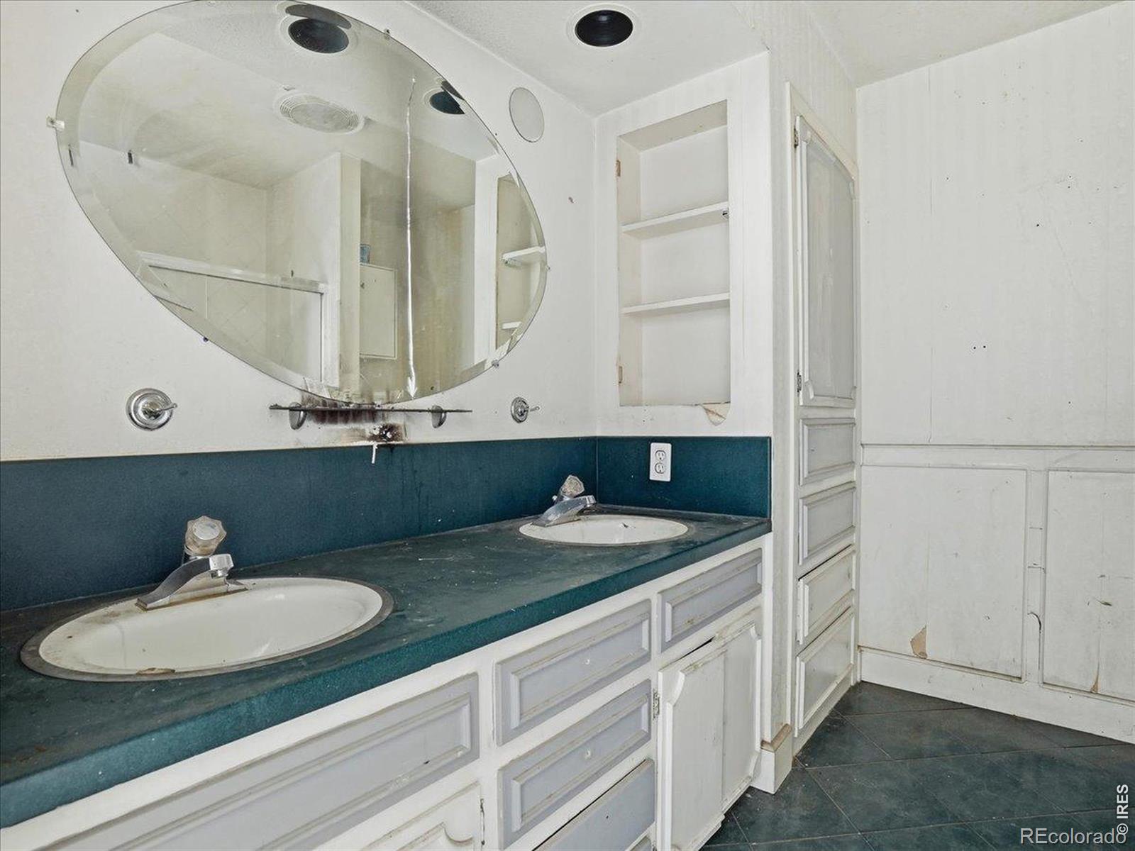MLS Image #23 for 335 e 11th street,loveland, Colorado
