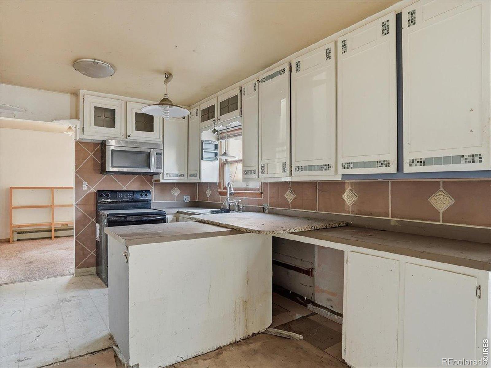 MLS Image #9 for 335 e 11th street,loveland, Colorado