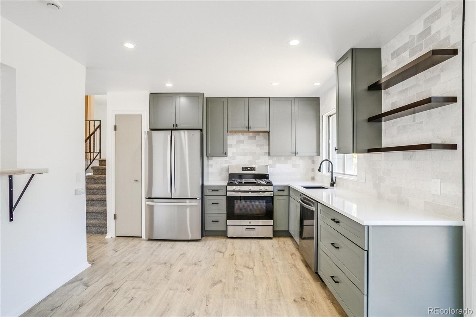 MLS Image #12 for 8165 w 93rd way,broomfield, Colorado