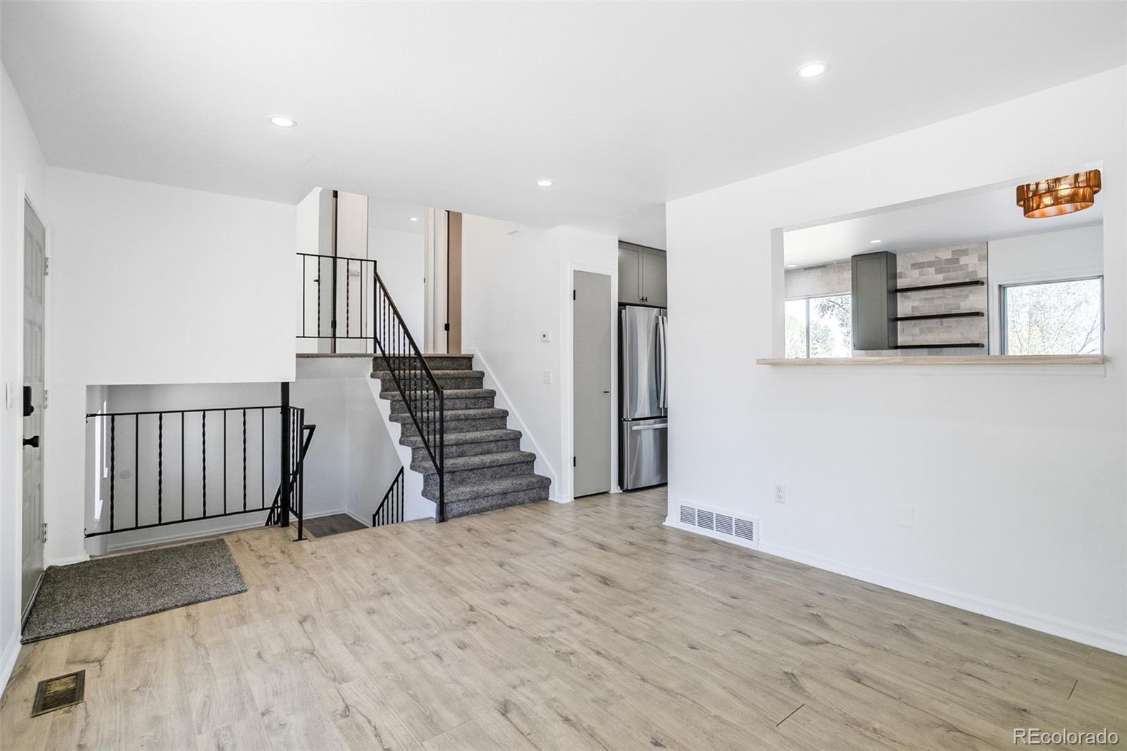 MLS Image #5 for 8165 w 93rd way,broomfield, Colorado