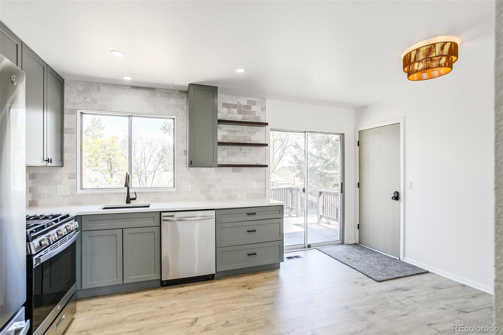 MLS Image #8 for 8165 w 93rd way,broomfield, Colorado