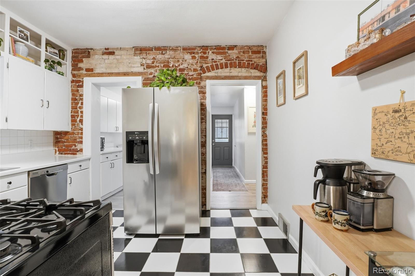 MLS Image #12 for 3339 w moncrieff place,denver, Colorado