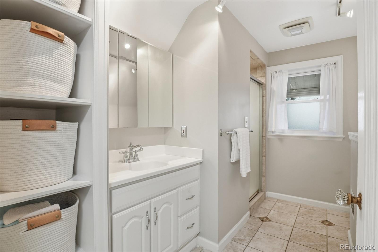 MLS Image #23 for 3339 w moncrieff place,denver, Colorado