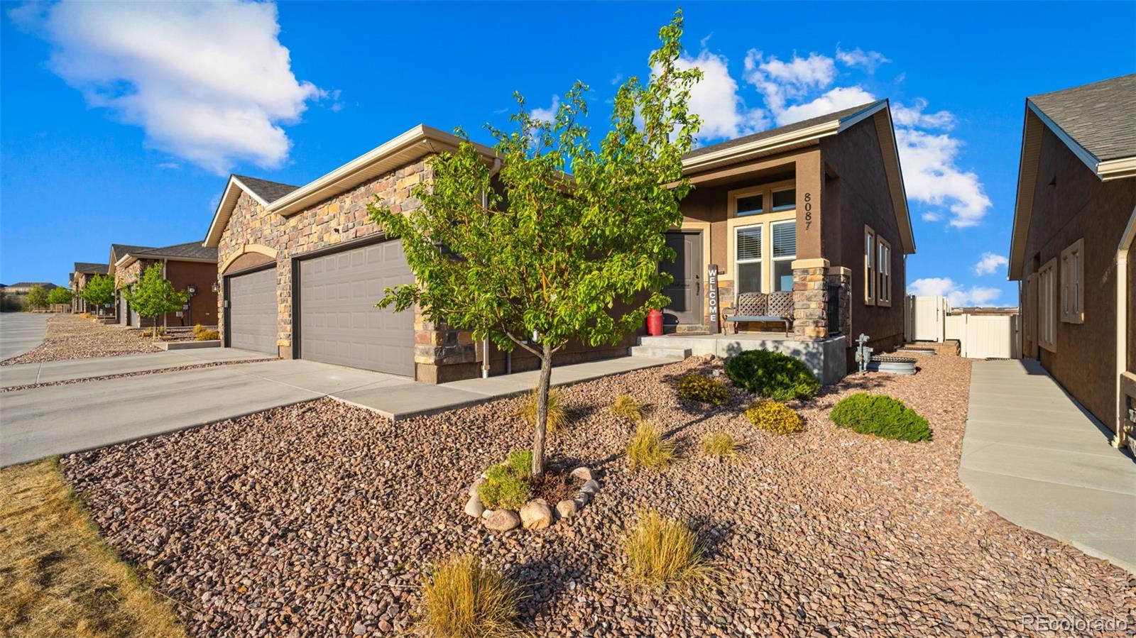 MLS Image #2 for 8087  mockorange heights,colorado springs, Colorado