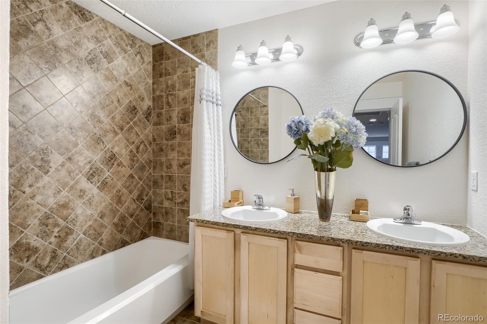MLS Image #18 for 7361 e 8th avenue,denver, Colorado