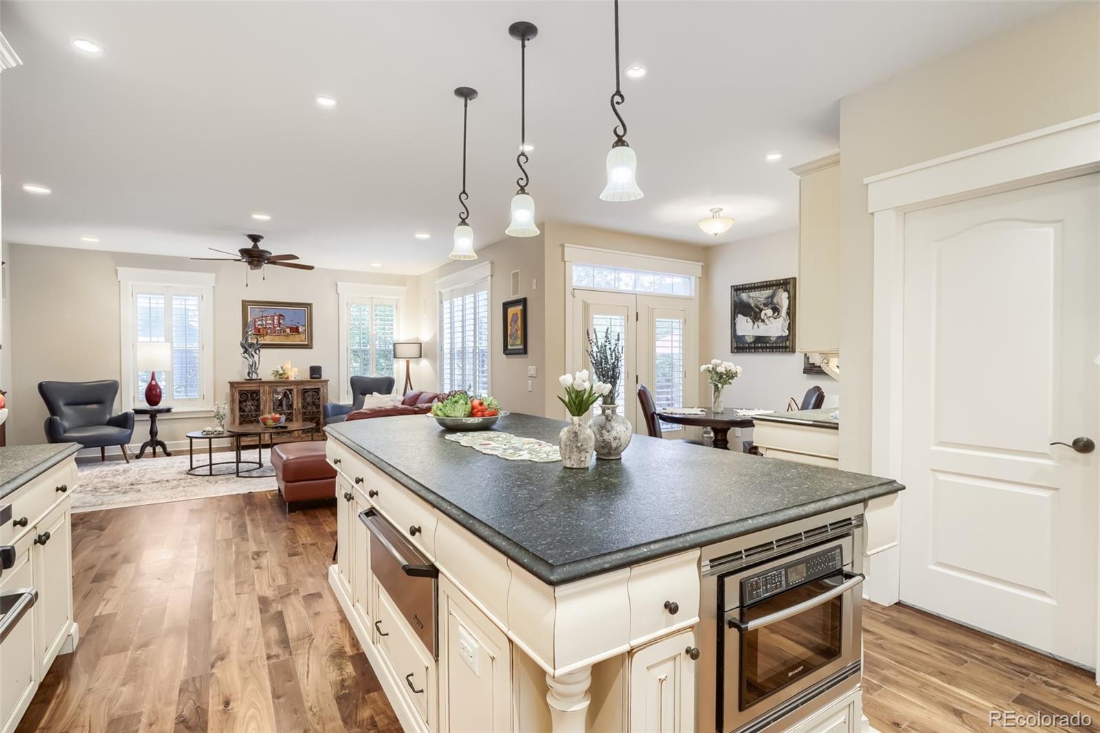 MLS Image #9 for 7361 e 8th avenue,denver, Colorado