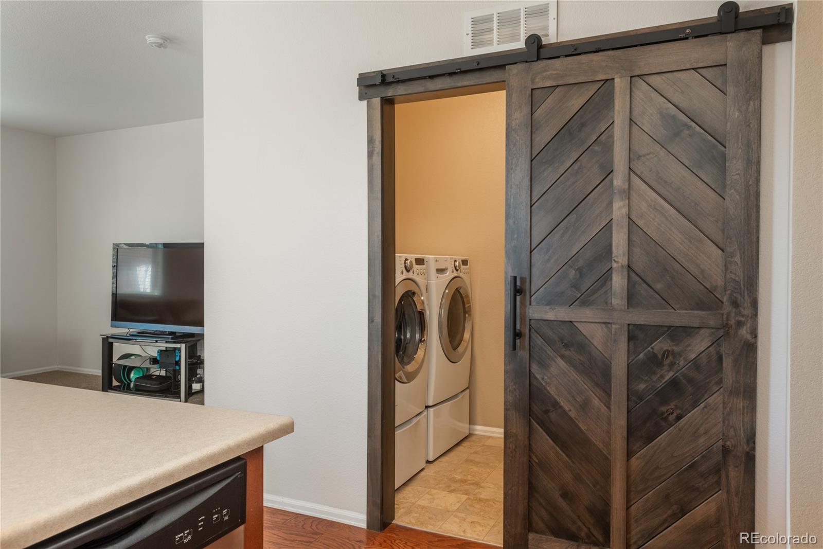 MLS Image #15 for 6434 n ensenada court,aurora, Colorado