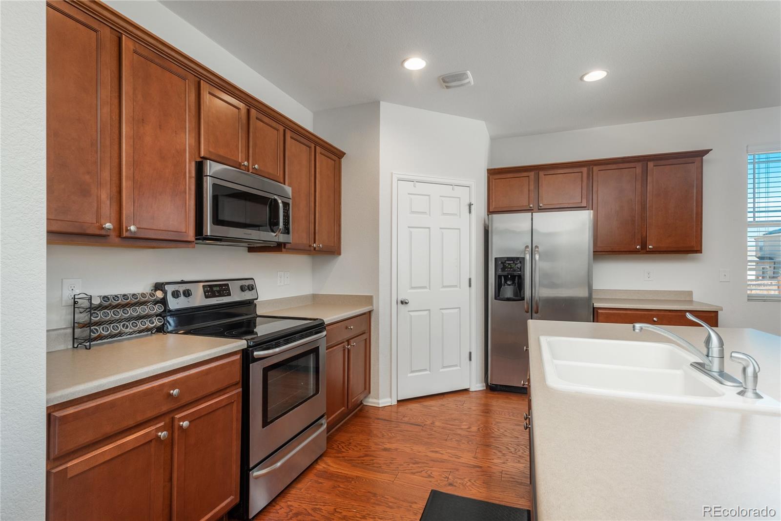 MLS Image #9 for 6434 n ensenada court,aurora, Colorado