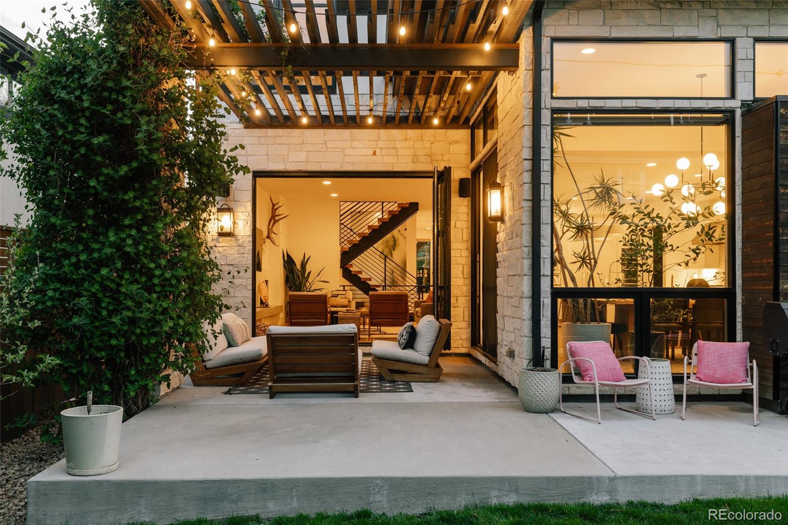 MLS Image #36 for 2530 s monroe street,denver, Colorado