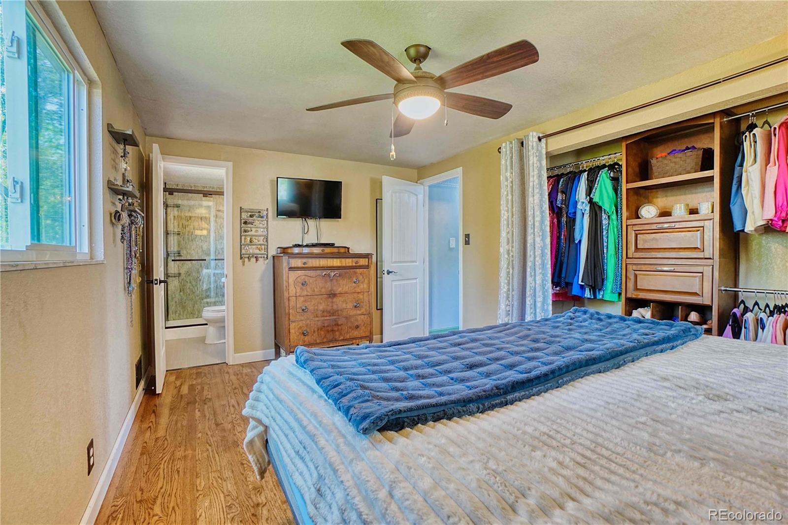MLS Image #11 for 861  phillips drive,northglenn, Colorado