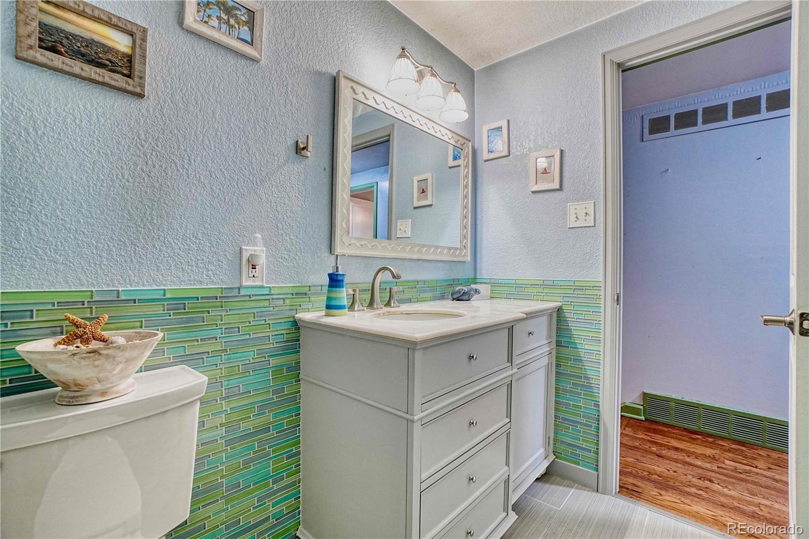 MLS Image #18 for 861  phillips drive,northglenn, Colorado