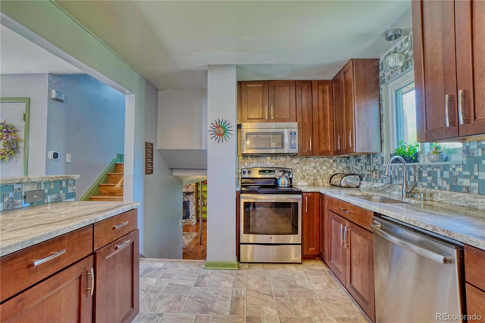 MLS Image #32 for 861  phillips drive,northglenn, Colorado
