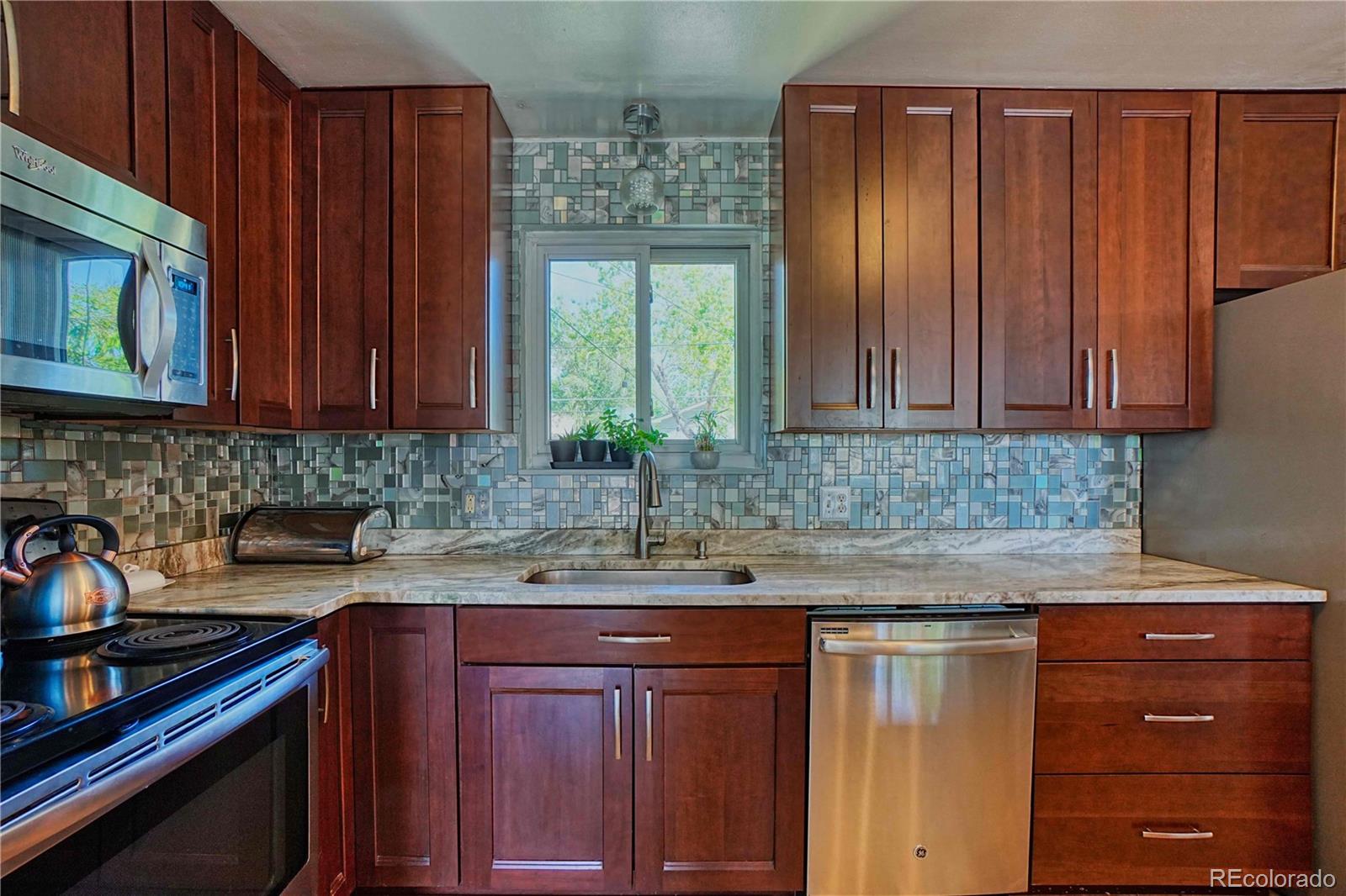 MLS Image #40 for 861  phillips drive,northglenn, Colorado