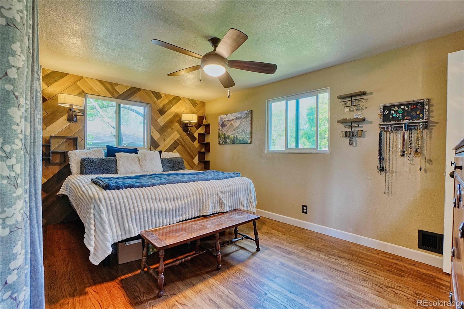 MLS Image #6 for 861  phillips drive,northglenn, Colorado