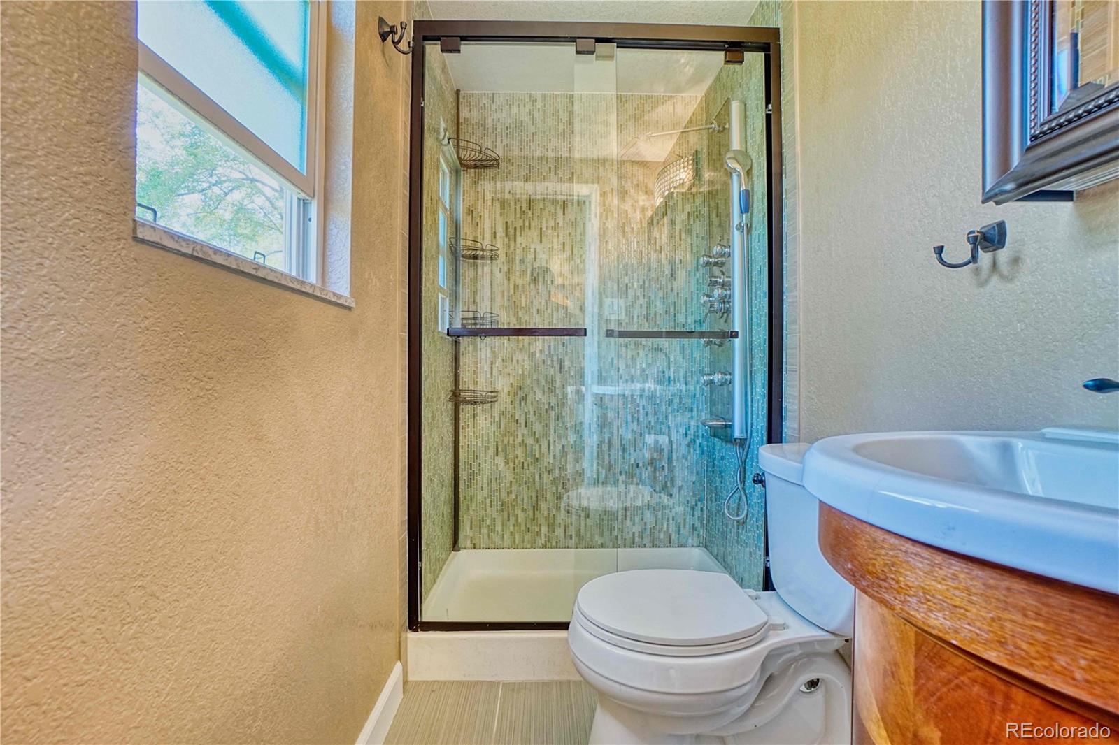 MLS Image #9 for 861  phillips drive,northglenn, Colorado