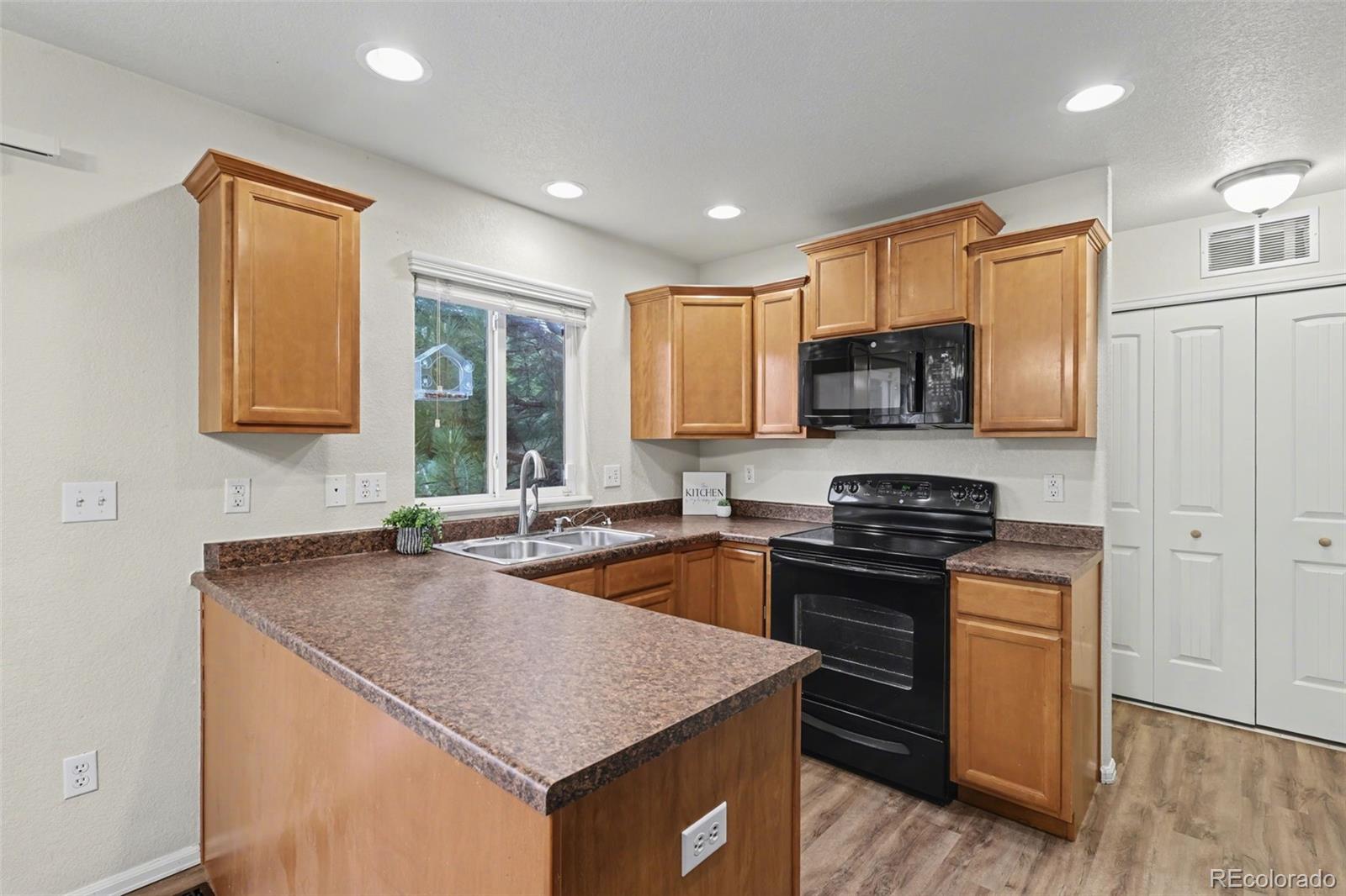MLS Image #11 for 2465  sierra springs drive,colorado springs, Colorado