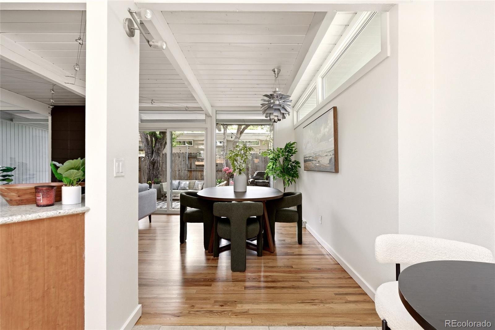 MLS Image #26 for 1360 s dahlia street,denver, Colorado