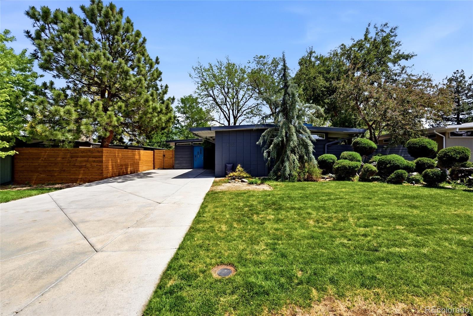 MLS Image #44 for 1360 s dahlia street,denver, Colorado