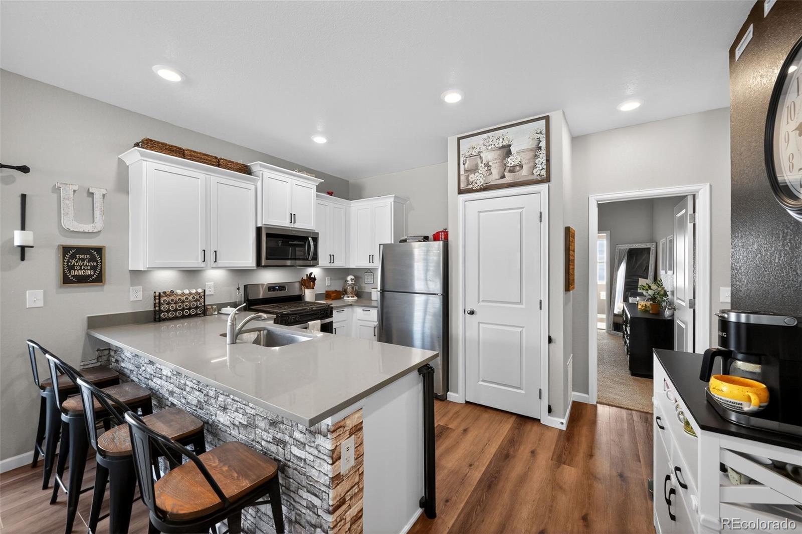 MLS Image #12 for 3042  nectar street,strasburg, Colorado