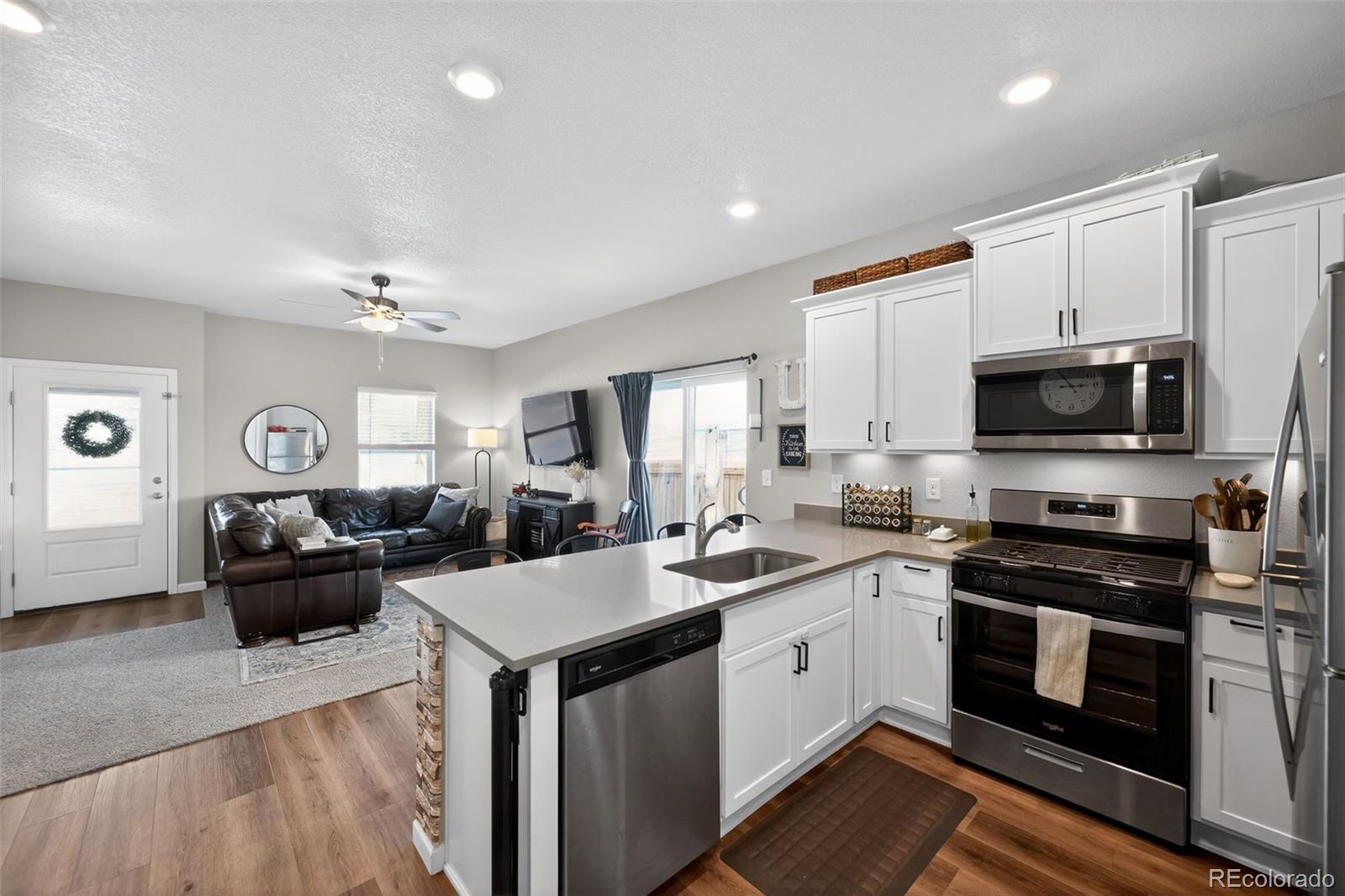 MLS Image #13 for 3042  nectar street,strasburg, Colorado