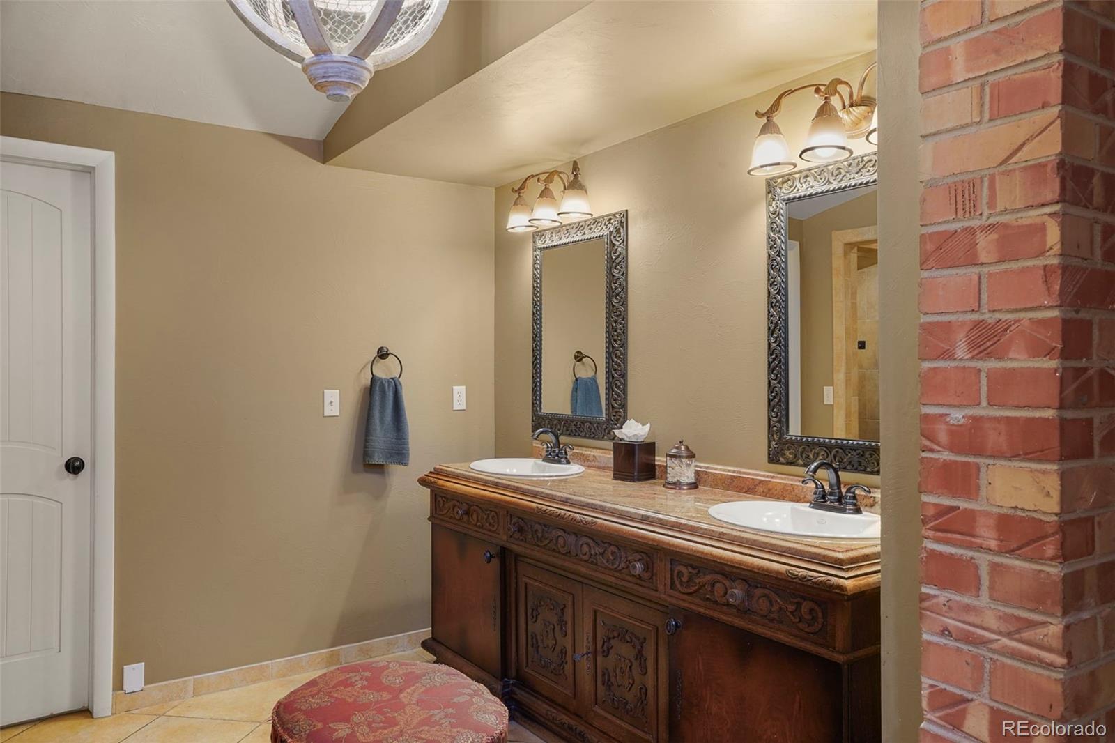 MLS Image #10 for 1660  mesa avenue,colorado springs, Colorado