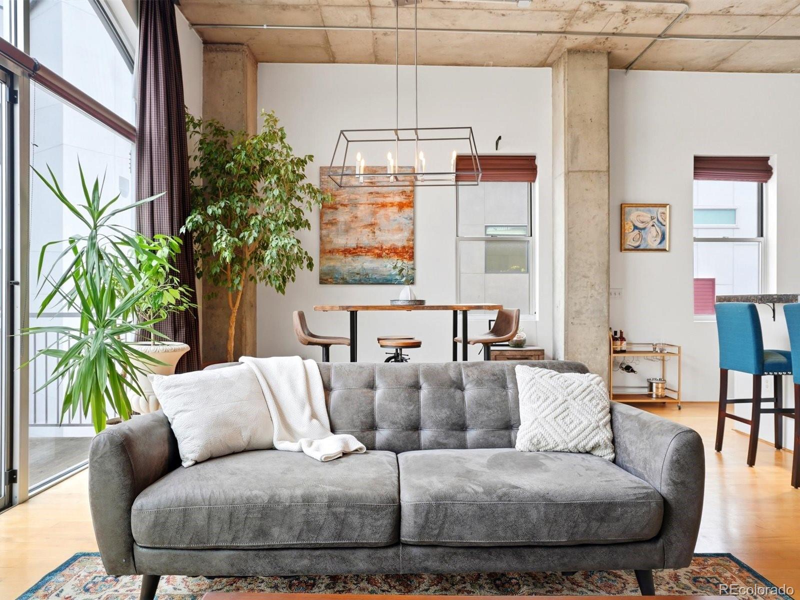 MLS Image #12 for 2899 n speer boulevard,denver, Colorado