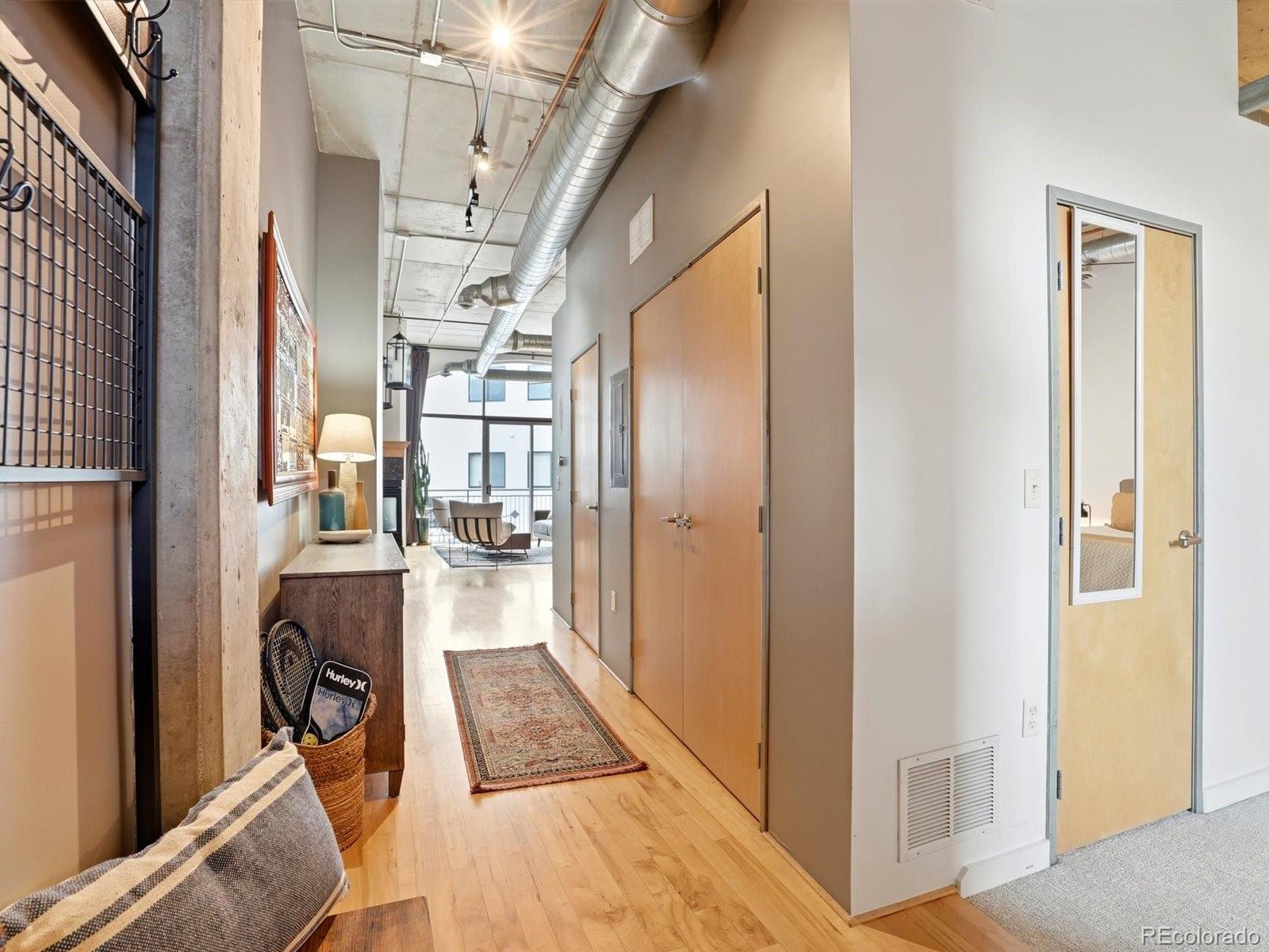 MLS Image #3 for 2899 n speer boulevard,denver, Colorado